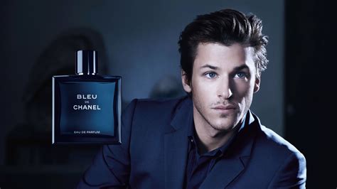 musique david bowie bleu de chanel|Acteur et musique de la pub du parfum Bleu de Chanel 2018.